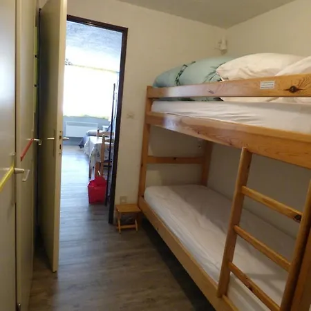 Tres Bel Apartment *