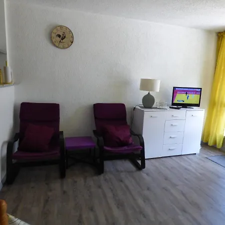 Tres Bel Apartment *